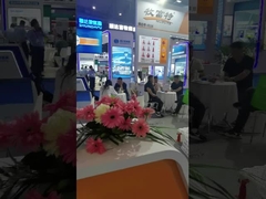 Dispositif d'alimentation automatique de volaille avec matière plastique de quantité d'alimentation 1-99g